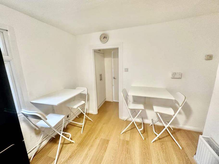 Cosy Two Bedroom Apartment,Se13 لندن المظهر الخارجي الصورة